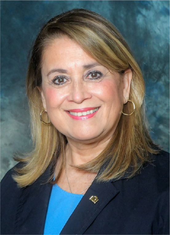 Dr. Olivia Hernández