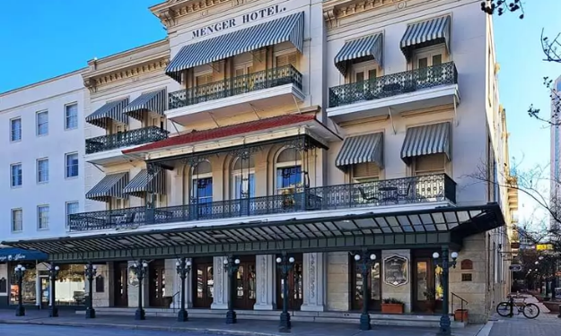 Menger Booking Image